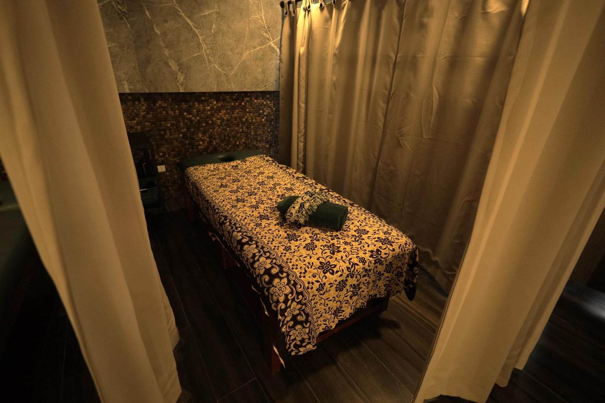 Likha Wellness Resort 리파 외부 사진